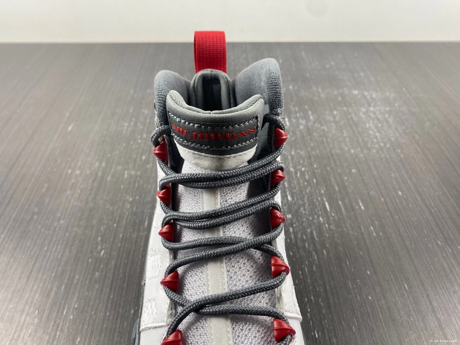 9 Red Jordan Fire CT8019-162 Air 1003